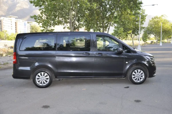 MERCEDEZ BENZ VITO TAURER